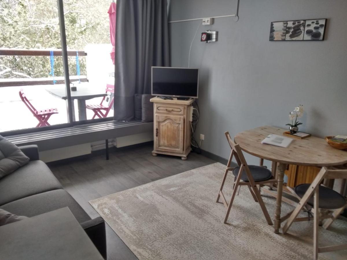 Studio Au Coeur Des Volcans D Auvergne - Murol Exterior foto